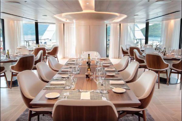 Le Ponant Gallery Image